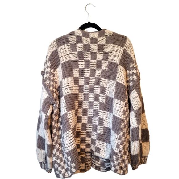 BiBi Women's Cream And Tan Chunky Knit Over Sized Check Cardigan Sweater Size S - Picture 2 of 7